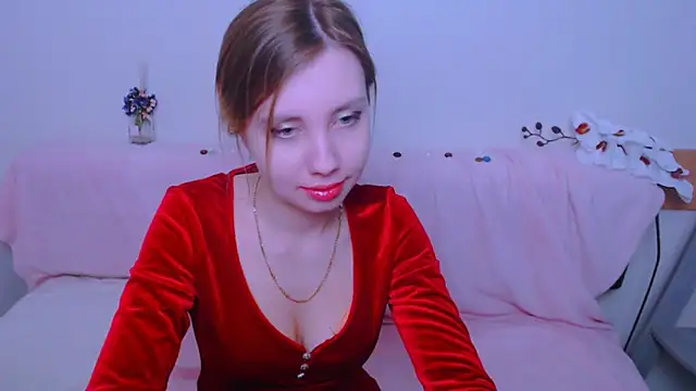 AliceFire  online show from April 21, 10:43 am