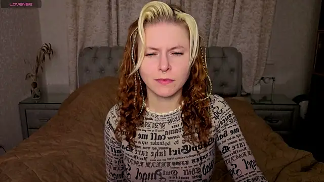 rocky foxy online show from March 26, 8:36 pm