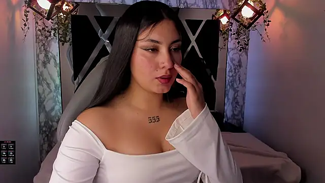 Snapshot of Lia_14_ chatting on December 31, 11:31 am Lia 14  online show from December 31, 11:31 am