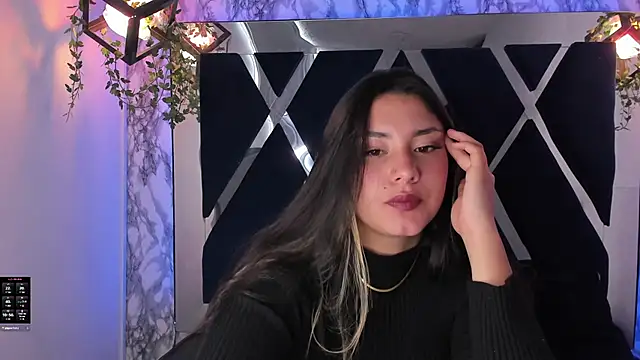 Snapshot of Lia_14_ chatting on January 4, 2:46 pm Lia 14  online show from January 4, 2:46 pm