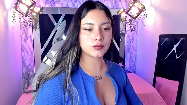 Snapshot of Lia_14_ chatting on January 30, 11:22 am Lia 14  online show from January 30, 11:22 am
