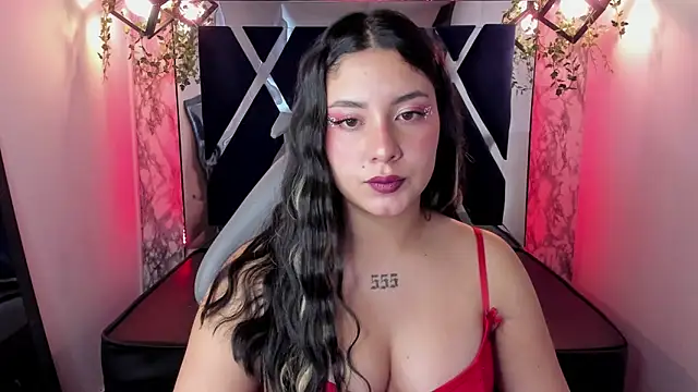 Snapshot of Lia_14_ chatting on February 15, 11:39 am Lia 14  online show from February 15, 11:39 am