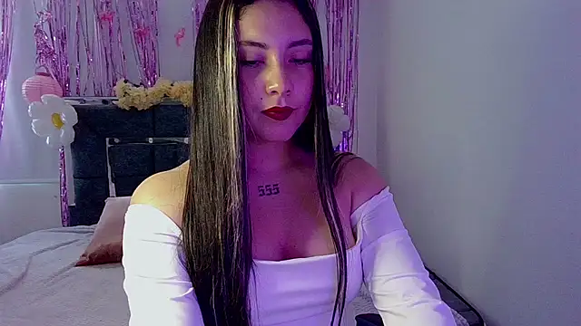 Snapshot of Lia_14_ chatting on October 8, 6:27 pm Lia 14  online show from October 8, 6:27 pm