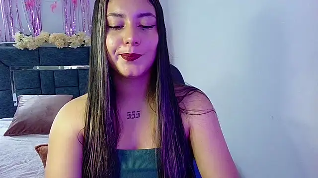 Snapshot of Lia_14_ chatting on October 17, 6:32 pm Lia 14  online show from October 17, 6:32 pm