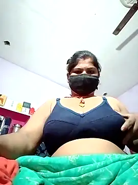 Hotmohni online show from December 2, 2:30 pm