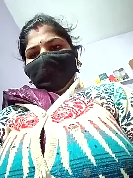 Hotmohni online show from January 8, 3:39 pm