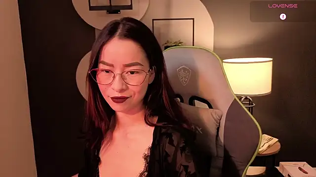 Snapshot of rosse_98_ chatting on July 17, 2:24 pm rosse 98 online show from July 17, 2:24 pm