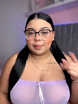 Snapshot of Emily_cooper20 chatting on November 29, 1:41 am Emily cooper20 online show from November 29, 1:41 am