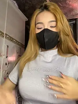 -KathySweet- online show from March 19, 3:52 am