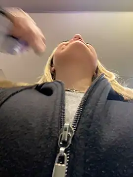 antonella87 online show from January 9, 9:58 pm