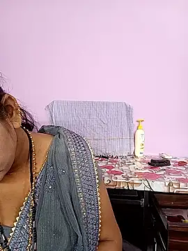 reemacouple007 online show from March 23, 8:18 am