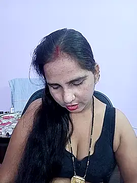 Snapshot of reemacouple007 chatting on April 29, 5:52 pm reemacouple007 online show from April 29, 5:52 pm