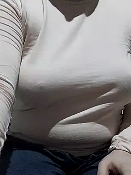 Elaa Su online show from January 28, 4:19 pm