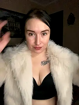 Roxana Bell online show from November 29, 5:16 pm