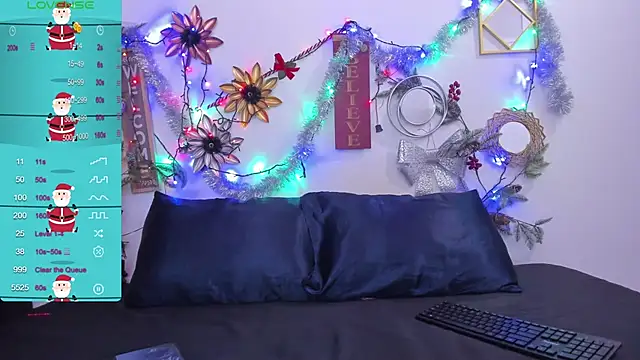 Snapshot of paolitakens chatting on December 16, 2:04 am paolitakens online show from December 16, 2:04 am