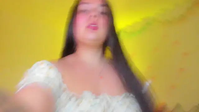 little tifanny82 online show from April 22, 2:18 pm