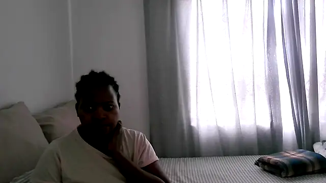 Snapshot of BOOBYXX99 chatting on January 16, 8:22 am BOOBYXX99 online show from January 16, 8:22 am