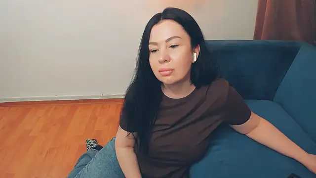 LayaFlow online show from April 23, 6:47 am