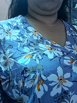 Ravina patil1 online show from January 20, 1:42 pm