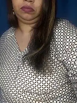 Ravina patil1 online show from February 13, 5:33 pm