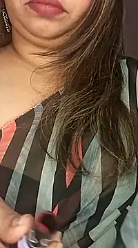 Ravina patil1 online show from February 14, 7:23 pm