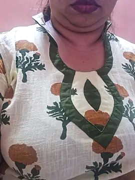 Ravina patil1 online show from March 5, 6:34 pm