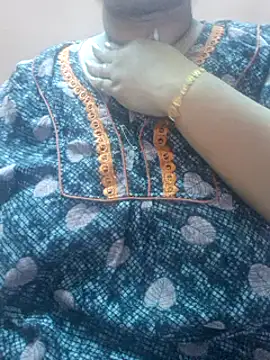 Ravina patil1 online show from March 5, 9:48 pm