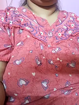 Ravina patil1 online show from March 13, 12:37 am