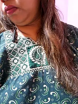 Ravina patil1 online show from September 19, 10:49 am