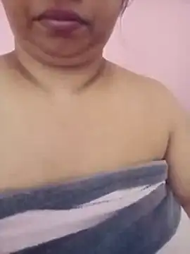 Ravina patil1 online show from April 10, 7:24 am