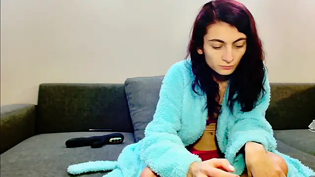 Snapshot of Fit_Yummy chatting on February 13, 8:45 pm Fit Yummy online show from February 13, 8:45 pm