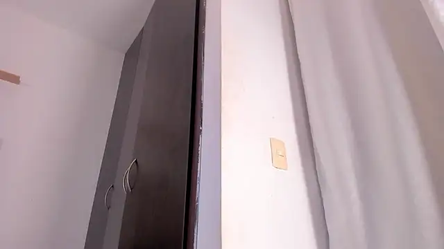 Avaline Blancx online show from February 5, 3:23 am