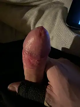 Snapshot of Alessandroxxx6968 chatting on February 18, 4:58 am Alessandroxxx6968 online show from February 18, 4:58 am