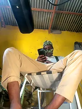 Maskman941 online show from October 28, 1:58 pm