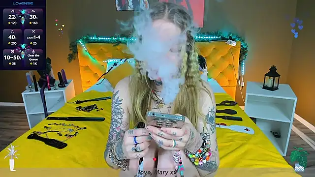 Mary Xextra online show from January 19, 1:10 am