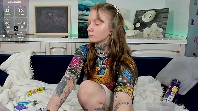 Mary Xextra online show from April 23, 9:52 am