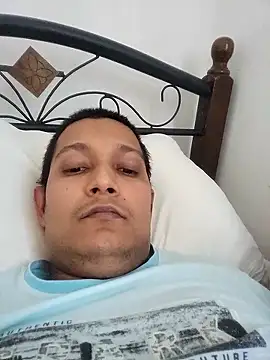 daddylove87 online show from September 18, 1:35 pm