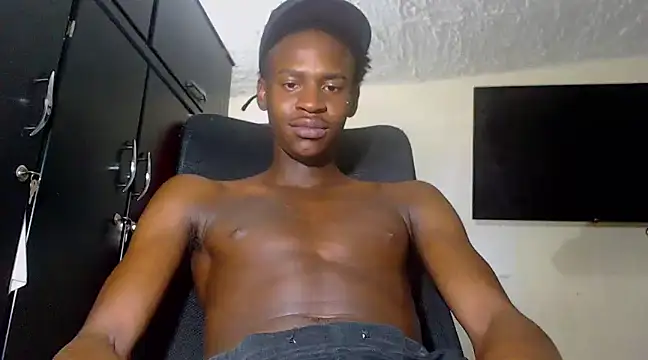 Snapshot of Real1jc chatting on January 5, 1:13 am Real1jc online show from January 5, 1:13 am