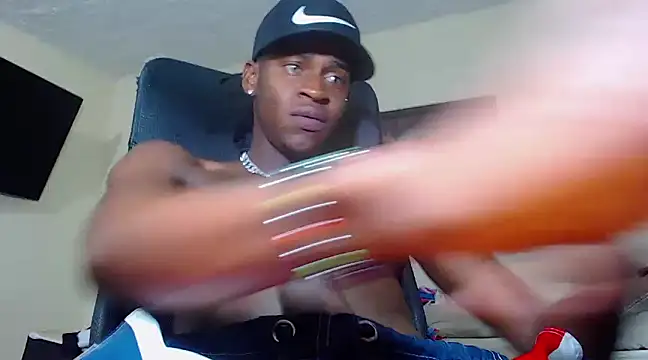 Snapshot of Real1jc chatting on February 6, 1:16 am Real1jc online show from February 6, 1:16 am