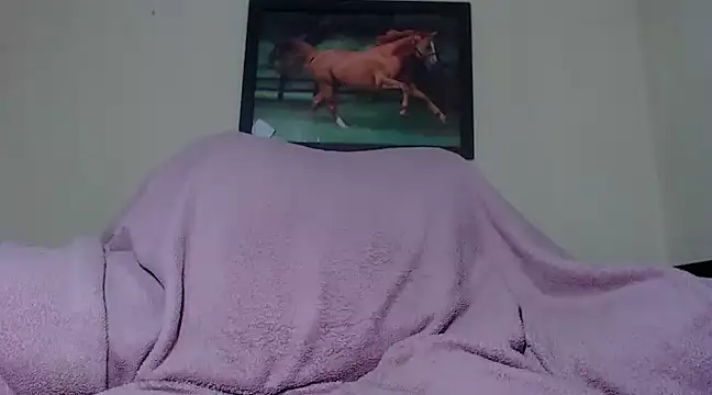 Snapshot of Real1jc chatting on March 6, 7:57 am Real1jc online show from March 6, 7:57 am