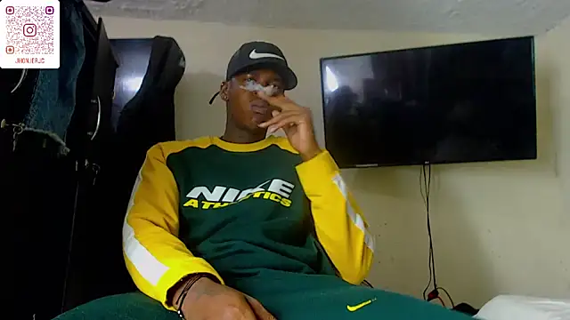 Snapshot of Real1jc chatting on September 22, 4:36 am Real1jc online show from September 22, 4:36 am