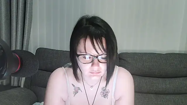 SquirtingIrishShannon online show from December 4, 9:35 pm