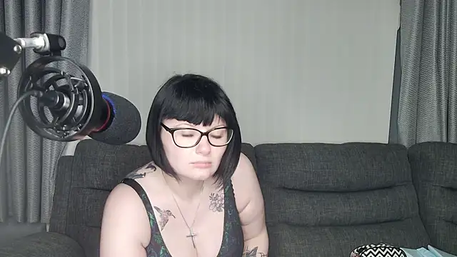 SquirtingIrishShannon online show from January 20, 9:53 pm