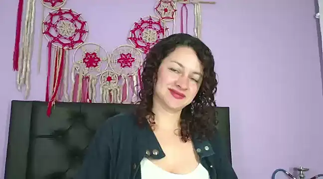 Snapshot of ArtesanaMK chatting on March 11, 11:12 am ArtesanaMK online show from March 11, 11:12 am