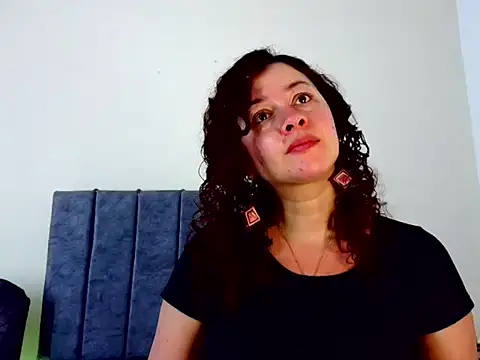 Snapshot of ArtesanaMK chatting on October 4, 5:22 pm ArtesanaMK online show from October 4, 5:22 pm