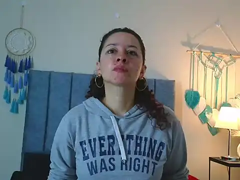 Snapshot of ArtesanaMK chatting on October 20, 11:32 am ArtesanaMK online show from October 20, 11:32 am