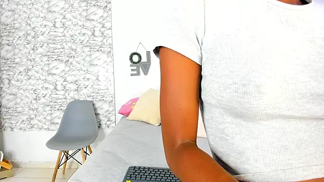 Canhela1 online show from September 22, 7:27 pm