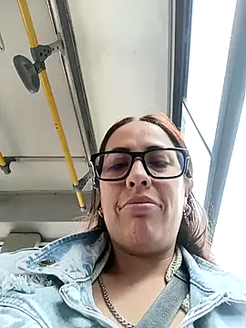 Snapshot of Lena-32 chatting on December 28, 3:37 pm Lena-32 online show from December 28, 3:37 pm