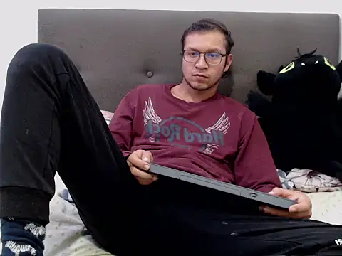 andy loverxx online show from February 14, 5:48 am