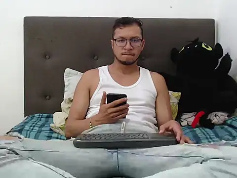 andy loverxx online show from February 28, 12:11 am